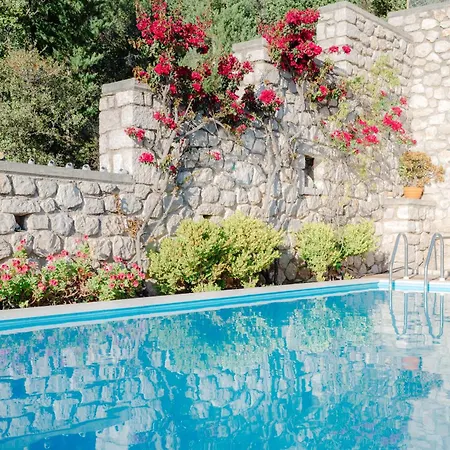 Dioni Villa Agios Nikitas